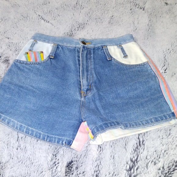 Vintage Excursion denim shorts - Picture 2 of 4